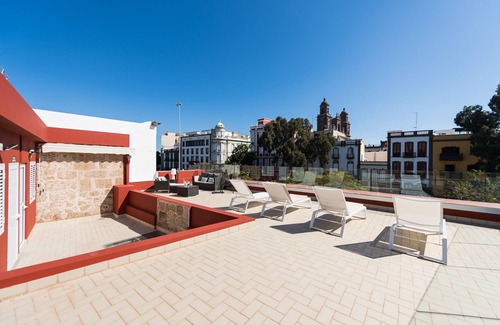 Vegueta Apartment | Cathedral Suites. Emblematic House. Apartment 3