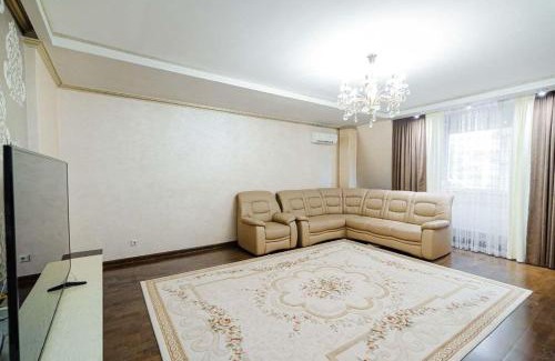 Chisinau Apartment | Cathedral Park and Pedestrian zone ultracentral cozy apartment in Chisinau