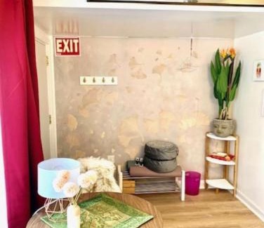 Highmount Apartment | Catskill Cabin Bird of Paradise 7