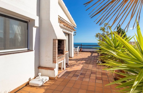Llanca Apartment | Cau del Llop 77 Apartment with terrace and views