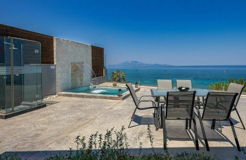 Neromilos House | Cavo Mare Meltemi 5.1