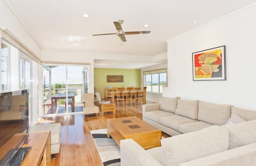 Apollo Bay House | Cawood Heights - At Apollo Bay