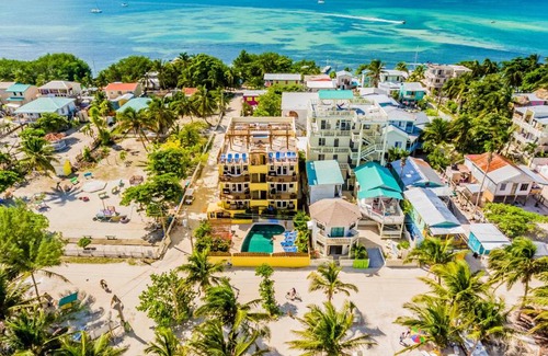 Caye Caulker Villa | Caye Reef Condos
