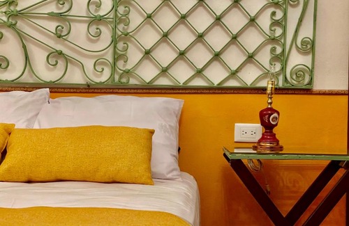 Zona Paseo Montejo Bed & Breakfast | CAYETANA JAUS MERIDA JUSTINA'S ROOM PASEO MONTEJO