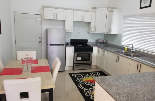 Kingston Apartment | Caymanas estate 24/7 security