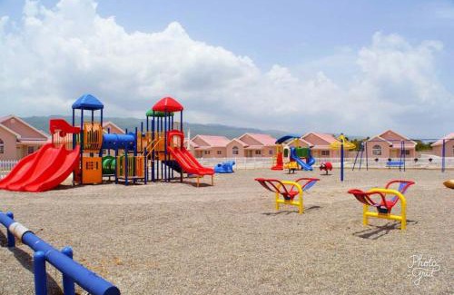Kingston House | Caymanas Estate beautiful 2 bedroom