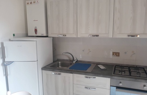 Marina di Cecina Apartment | Cecina mare 200 mt from the sea ground floor, separate entrance, sleeps 4