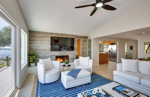 Leisure Land House | Cedar Creek Lake Views: Gorgeous Mabank House!
