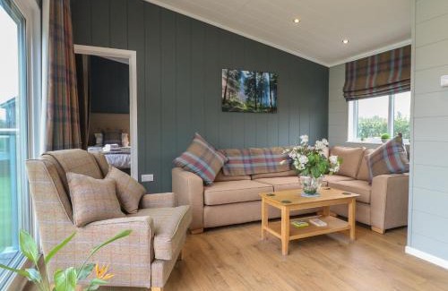 Newark House | Cedar Lodge