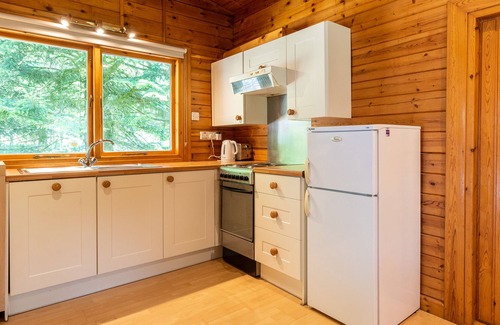 Ingleton Cottage | CEDAR LODGE, pet friendly, character holiday cottage in Ingleton