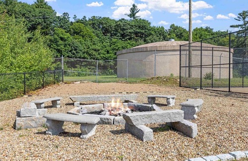 Weirs Beach Apartment | Cedar Lodge Room-Private Balcony Close to Weirs!