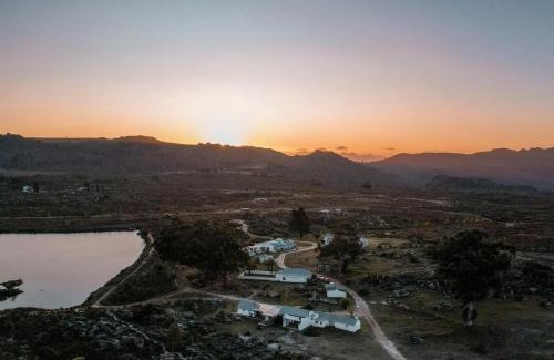 Op-die-Berg Cabin | Cedarpeak Mountain cottages