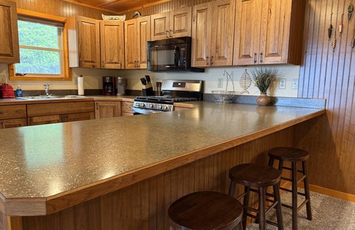 Drummond House | Cedarside @ Captain's Cove on Drummond Island