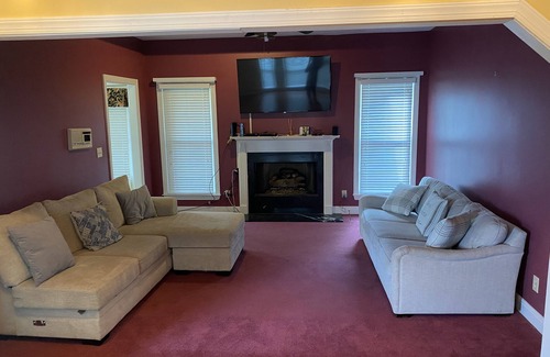 Birmingham House | Ceddyz chateau downtown Birmingham