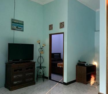 Wirobrajan House | Cedhak Malioboro Homestay