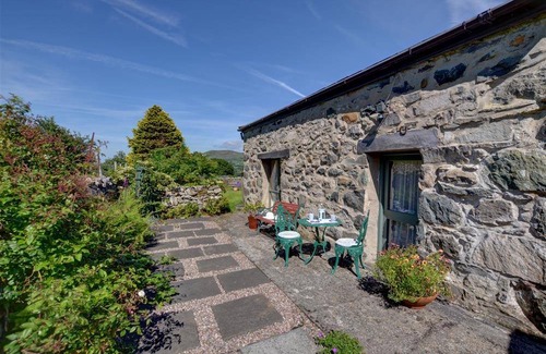 Cwm-y-glo Cottage | Cefn Bwlch Bach