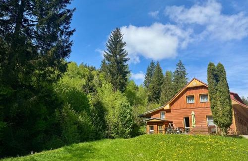 Dolni Dvur Ski Chalet | Celá Horská Chata Maty - až 25 lůžek