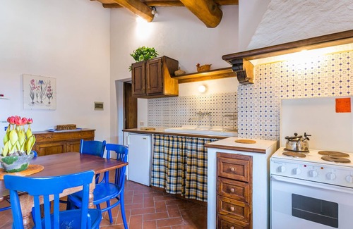 Castellina in Chianti Apartment | Cellole - Torretta (CTC153) by Interhome