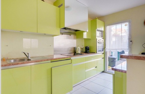 Cote Landaise Apartment | Center Arcachon : Terrace 100m², Parking, 5 Pers