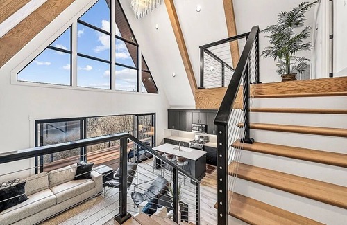 Smithville House | Center Hill Lake A-Frame - Lake View & Hot Tub