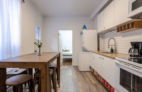 Plateau Mont Royal Apartment | Central 3BR downtown MTL Plateau Mont Royal
