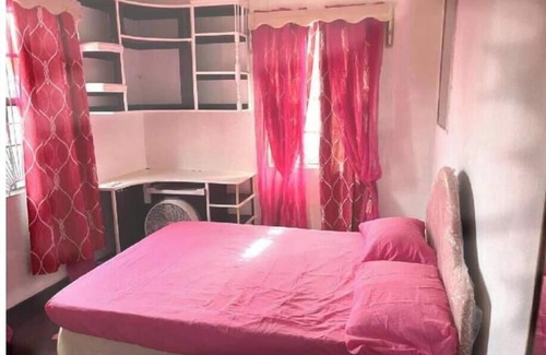 Wildey House | Central and Spacious Apartment near US Embassy