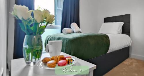 Cambridge Apartment | Central Apart Hotel 2BR & 1BR Flats-EASY Walk to City Centre-Parking