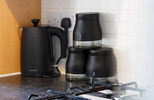 Coventry Apartment | Central Apartment - Free Parking & Fast Wi-Fi