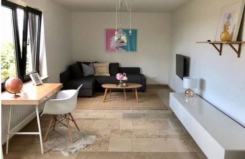 Winnenden Apartment | ☆ Central apartment with a fantastic panorama ☆