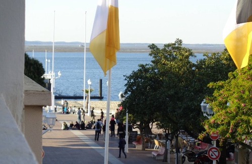 Arcachon Apartment | Central Arcachon Apartment with Sea Views, Parking & Balcony, Steps from Beach & Shops