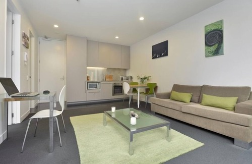 Auckland Central Business District Apartment | Central but secluded from city hustle and noise.