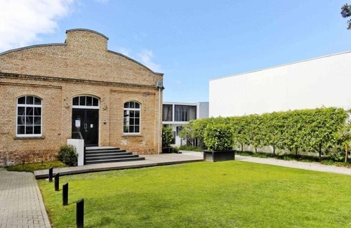 Auckland Central Business District Apartment | Central but secluded from city hustle and noise.