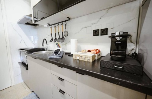 Volos City Centre Condo | Central Comfort Beta