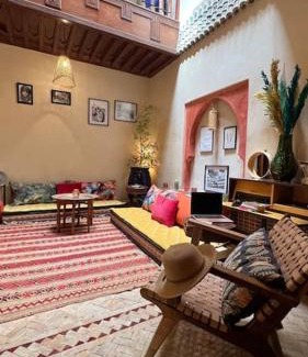 Riad Zitoun Jdid Villa | Central Entire and exclusive house ,Ryad no shared