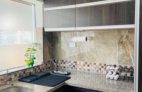 Pereira House | Central espaciosa y elegante con AC, Jacuzzi y 4 habitaciones en Pinares