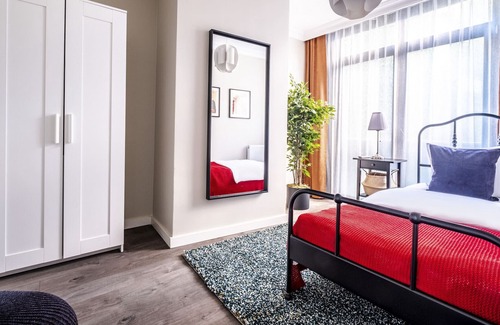 Sisli Apartment | Central Flat with Sleek Interior in Sisli
