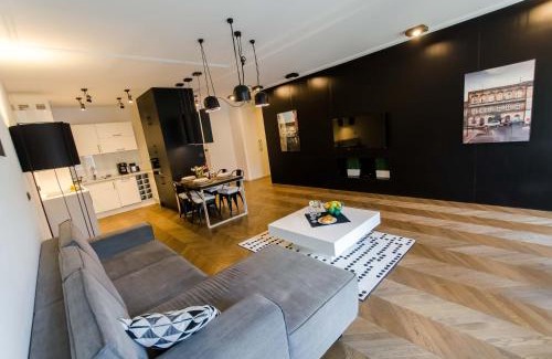 Kazimierz Apartment | Central Kazimierz Apartment with balcony