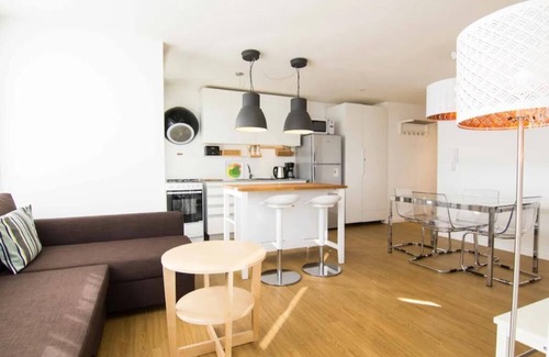 Barrio Sur Apartment | Central, light apartment with a great view MVD, up to 6 guests; inside garage