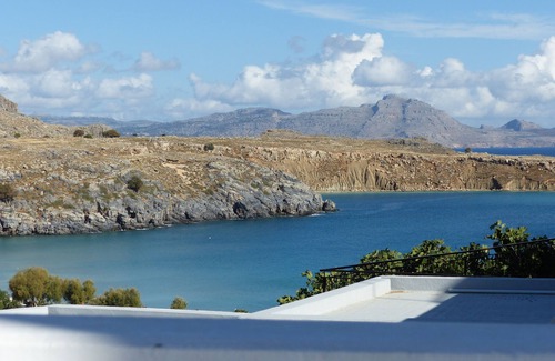 Lindos Villa | Central Lindos village house.20% OFF IN JUNE ON BOOKINGS OF 7+ DAYS. CONTACT ME!
