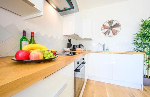 Grangetown Apartment | Central Location - Riverside Gardens #1 by Tŷ SA