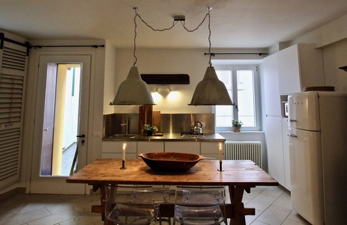 Varenna House | Central location spacious historic house