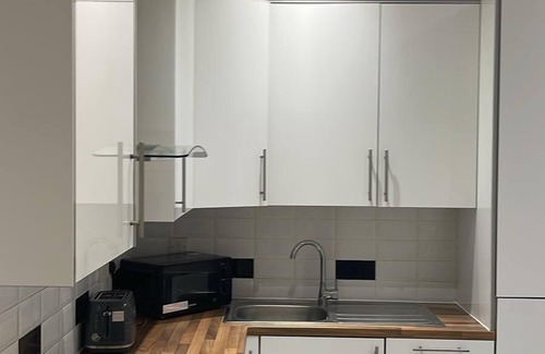 Bishopsgate Apartment | Central London 2 Bed Apt- Sleeps 4 & Pet Friendly