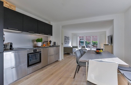 Westerland House | Central luxury house for 4 persons with sauna, garden, parking space, WLAN.