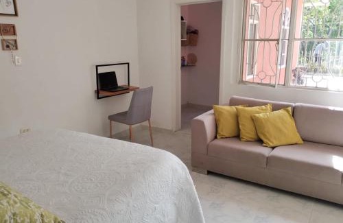 Ibague House | Central, mejor clima, campestre en Calambeo, a 5 minutos de la vida cultural