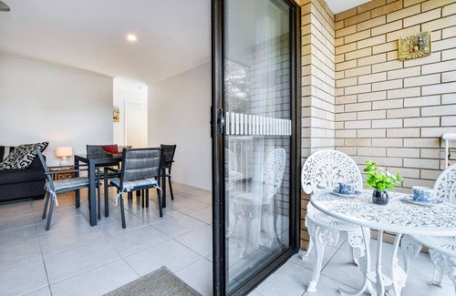 Mooloolaba Apartment | Central Mooloolaba Unit - Own Piece of Paradise