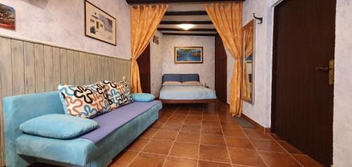 Rovinj Apartment | Central Old Town Studio with free bike included