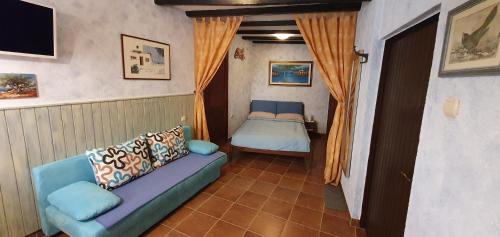 Rovinj Apartment | Central Old Town Studio with free bike included