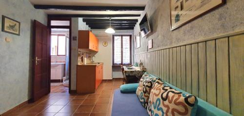 Rovinj Apartment | Central Old Town Studio with free bike included