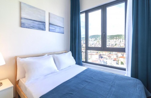 Kartal Apartment | Central Residence Flat near Metro in Kartal
