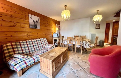 Samoens Apartment | Central Samoëns Apt: 2 BR, Terr/Grdn, Garage, Ski Locker, Pets OK